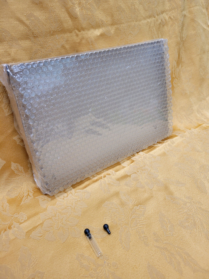 SCENT MEMORY FLEA MARKET